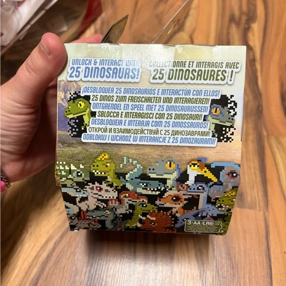 Bitzee Jurassic World edition - Picture 8 of 10